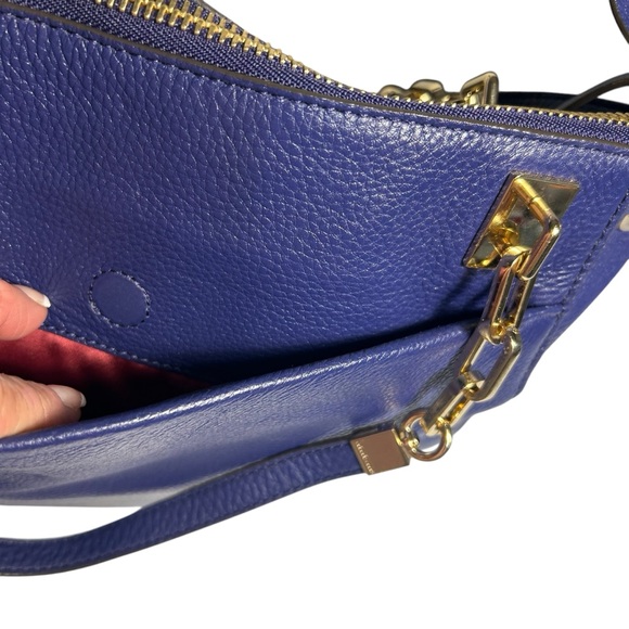 Henri Bendel Soho Messenger Pebbled Leather Handbag - Picture 6 of 14